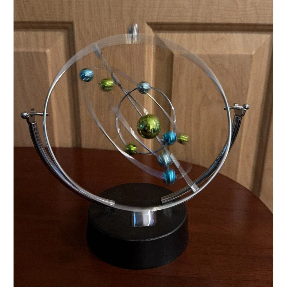 Toy Smith kinetic perpetual